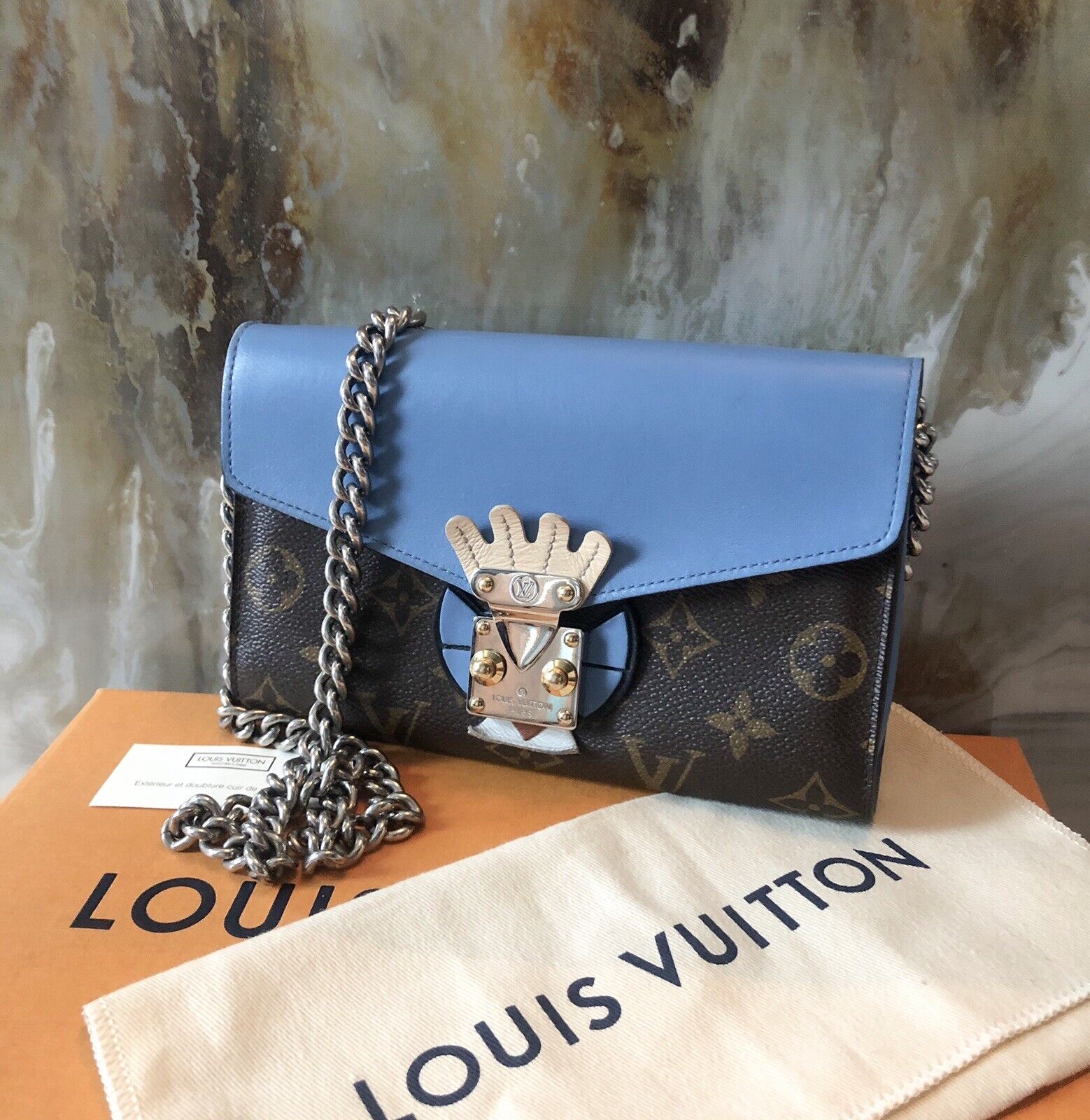 Louis Vuitton NEW Limited Ed. Blue Lion Men's Women's Travel