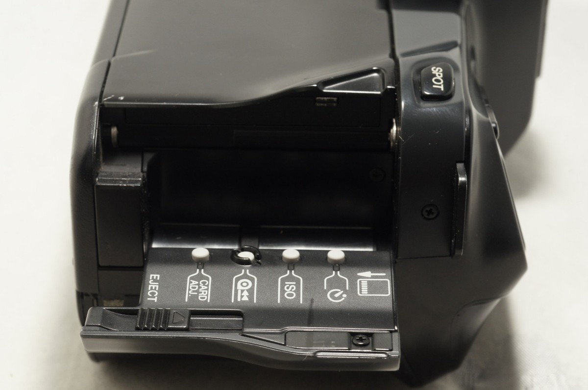 Minolta α7700i / Maxxum / Dynax 7000i AF SLR Checked Working