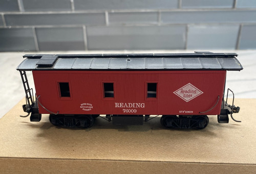 Athearn Reading Lines 76000 32' Caboose Modellbahnwagen Rot HO 1:87 | Zustand: Gebraucht