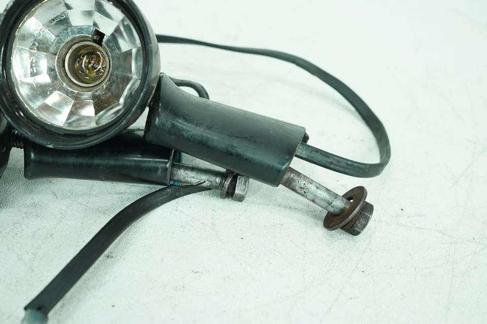 10 sinais de virada traseira esquerda direita Harley Sportster 883 ferro fabricante de equipamento original 68449-07 68277-07 - Imagem 3 de 4