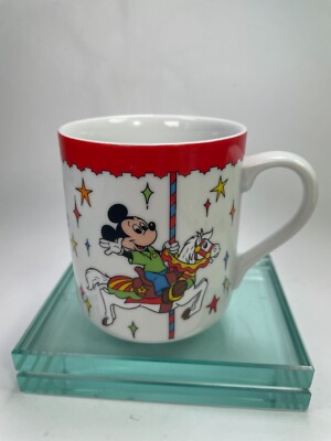 Disney Minnie Mouse Donald Duck Mickey Mouse Riding Carousel Mug Lovely Cup C55