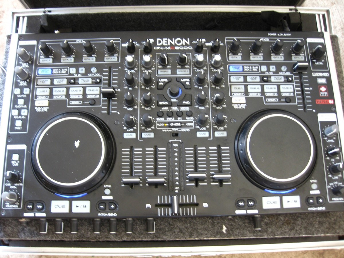 Denon DN-MC6000 Double Deck Controller Optimized With Case Denon DN-MC6000 Double Deck Controller Optimized With Case