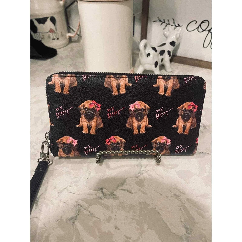 Betsey Johnson мопс щенок собака кошелек с ремешком бумажник черный розовый бант - Изображение 2 из 4