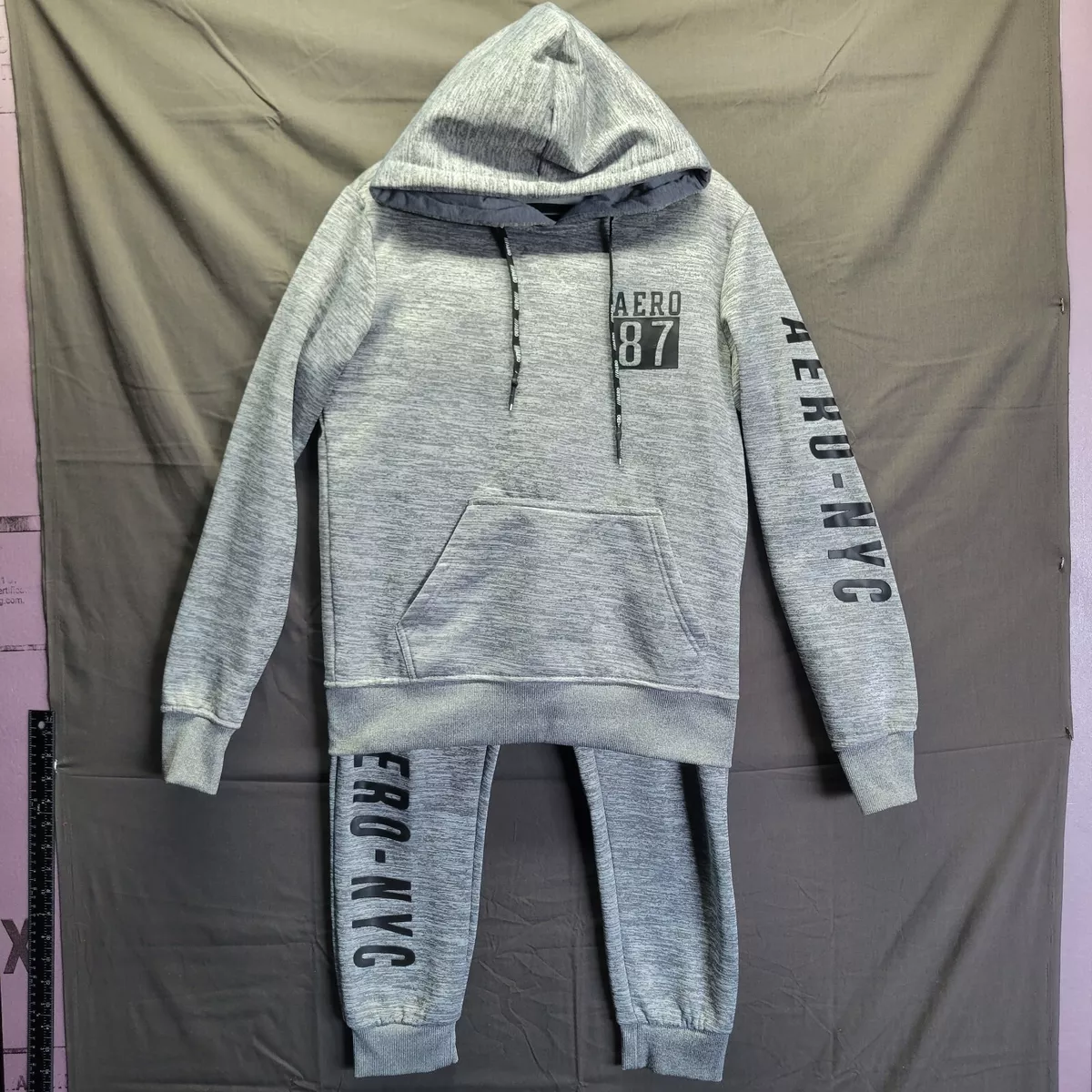 Aeropostale Aero-NYC 87 Gray 2 Pc Joggers Sweatpants & Pullover Hoodie  Small