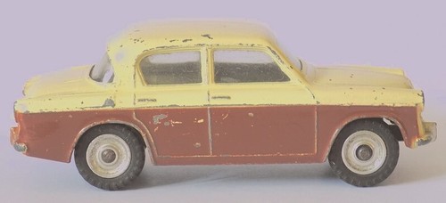 Dinky Toys No.168 Singer Gazelle Car (1959-63) P&P FREE WITHIN UK. - Picture 5 of 10