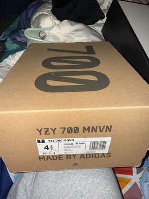 adidas Yeezy Boost 700 MNVN Geode GW9526 Men's Nylon Athletic Sneakers Gray