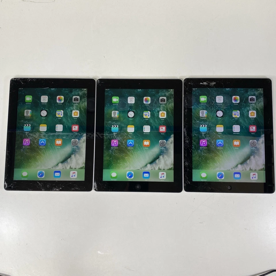 JobLot 3x iPad 4 16GB Storage Black Wi-Fi Only  IOS 10 Apple Tablets - Grade D - Image 4 of 4