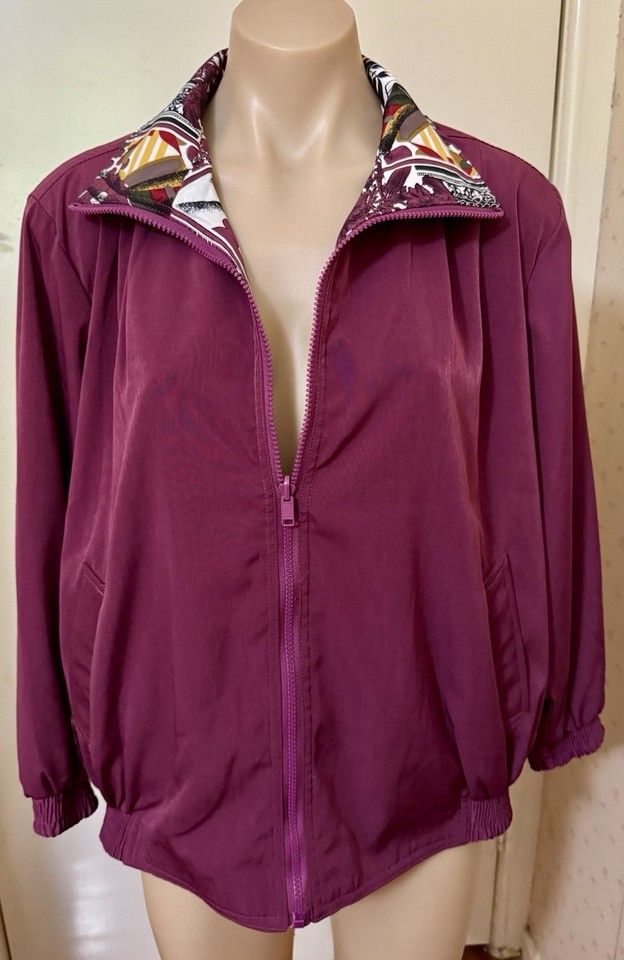 fully reversible 2-in-1 bomber jacket, size 10 (estimated, see measurements)