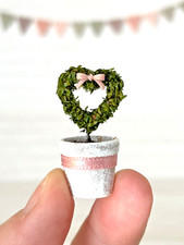 Miniatur 1:12 Puppenhaus - Herz Baum Tontopf  Schleife - Rosa - Zubehör Deko