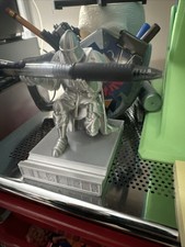 Kneeling Knight Pen Holder