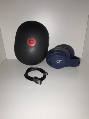 Beats by Dr. Dre Studio3 Over Ear Headphones- Blue- WORKS PERFECTLY, LOOSE HINGE