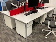 Workstation Office Desk 4 Person Unit Privacy Screen Goalpost Frame 2800 x 1600