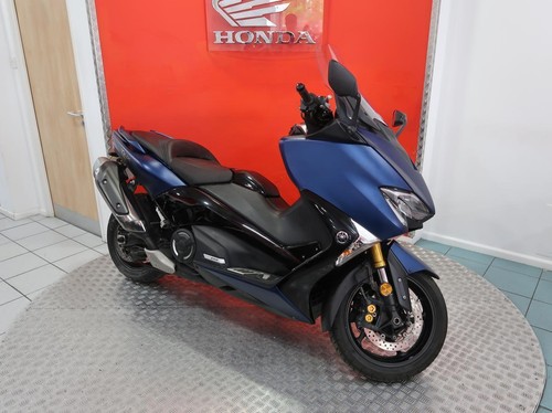 2019 '69' Yamaha TMAX 530 DX - Picture 13 of 14
