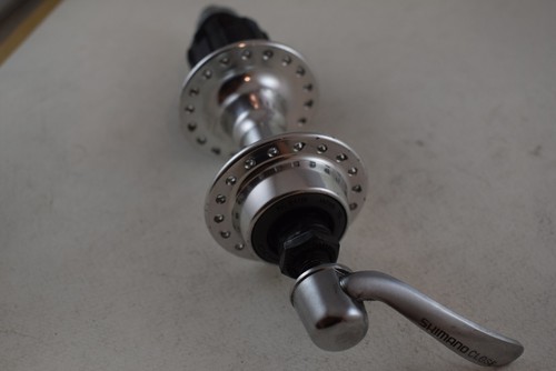 Shimano 600 Ultegra FH-6400 tricolor rear hub 7 sp 36h 126mm vintage Lightly use - Picture 11 of 11