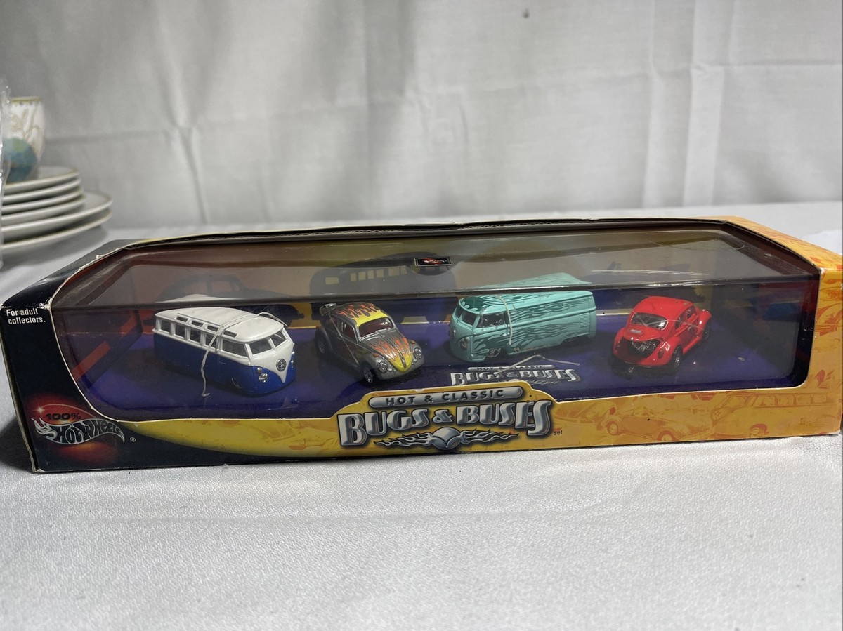 Hot Wheels “Hot & Classic Bugs & Buses” Volkswagen Set of 4 1:64