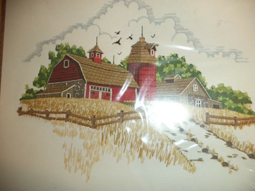 Sunset Stitchery Kit Embroidery Crewel Country Barn Barbara Jennings NIP - Picture 3 of 3