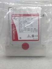 Horiba STEC D517J GAS SiCl4 20 SCCM Fitting 14C3 opt. 3140 Mass Flow Controller