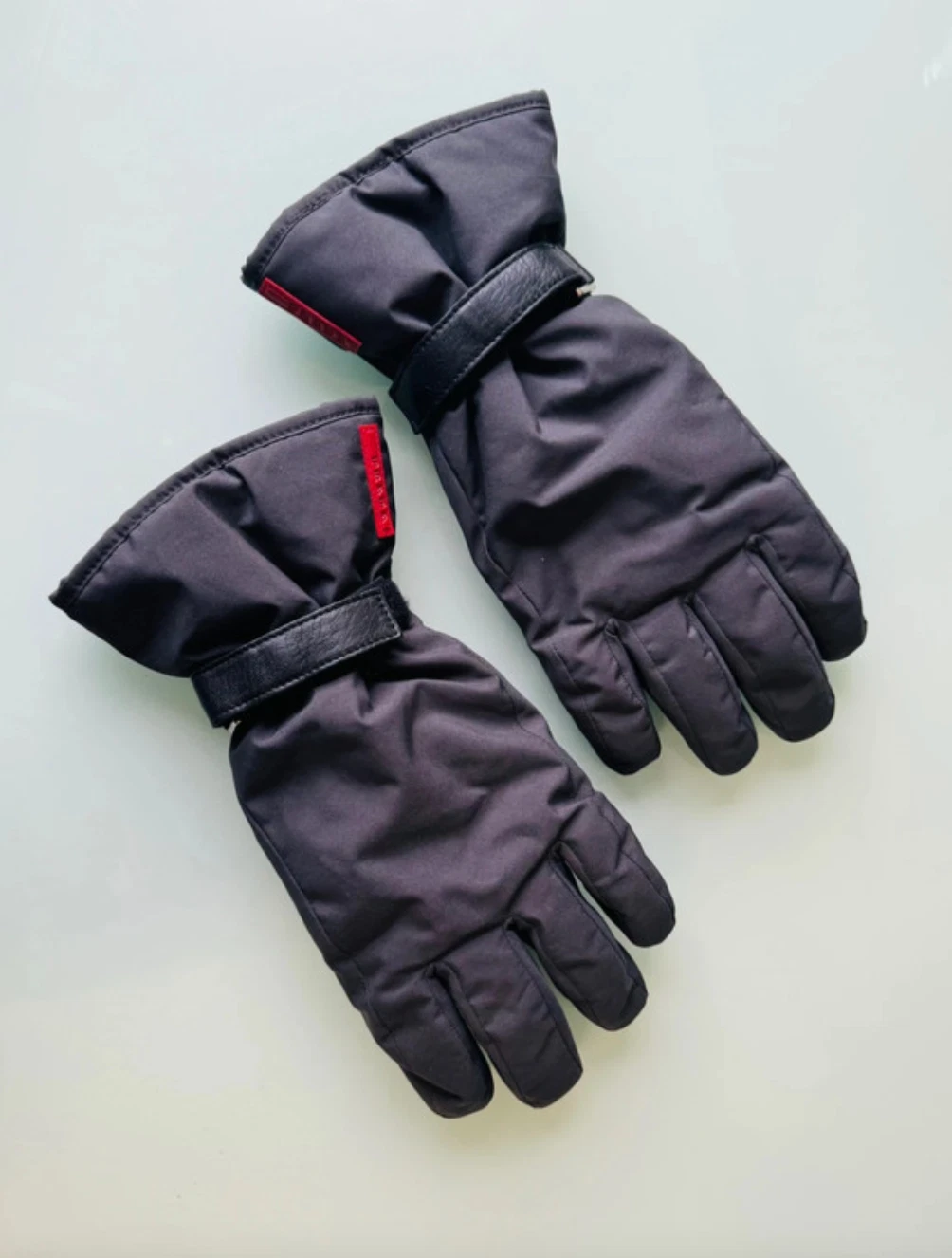 Prada Sport Men's Premium Leather Trim Padded Winter Snow Ski Gloves Grey Size 8