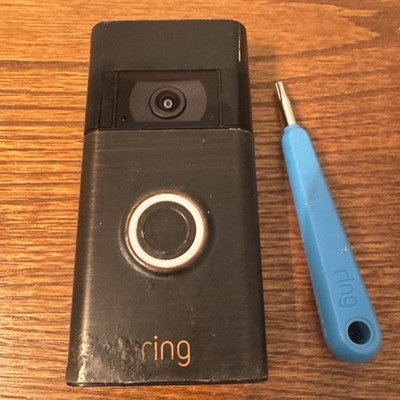 Ring Wireless Doorbell Cam + Wall Mount 2nd Gen 2020