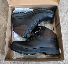 Berghaus Hillmaster II GTX Tech UK11 Mens Hiking Boots Waterproof Vibram Sole