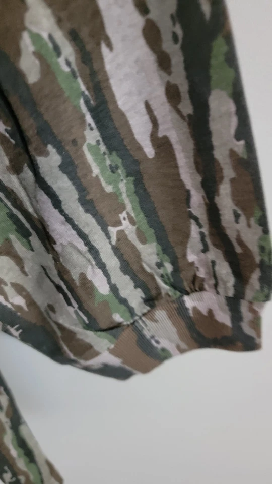 Bundle of 2 New REALTREE Original Camo 1 Sweatshirt + 1 Reg Long Sleeved T Sz M - Image 3 of 4