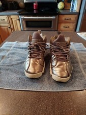 Girls Gold Jordan Jumpman Sneakers Size 5.5y