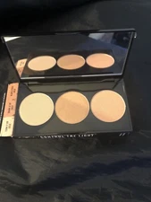 Smashbox Spotlight Palette Control the Light Gold .30 oz.-  BNIB
