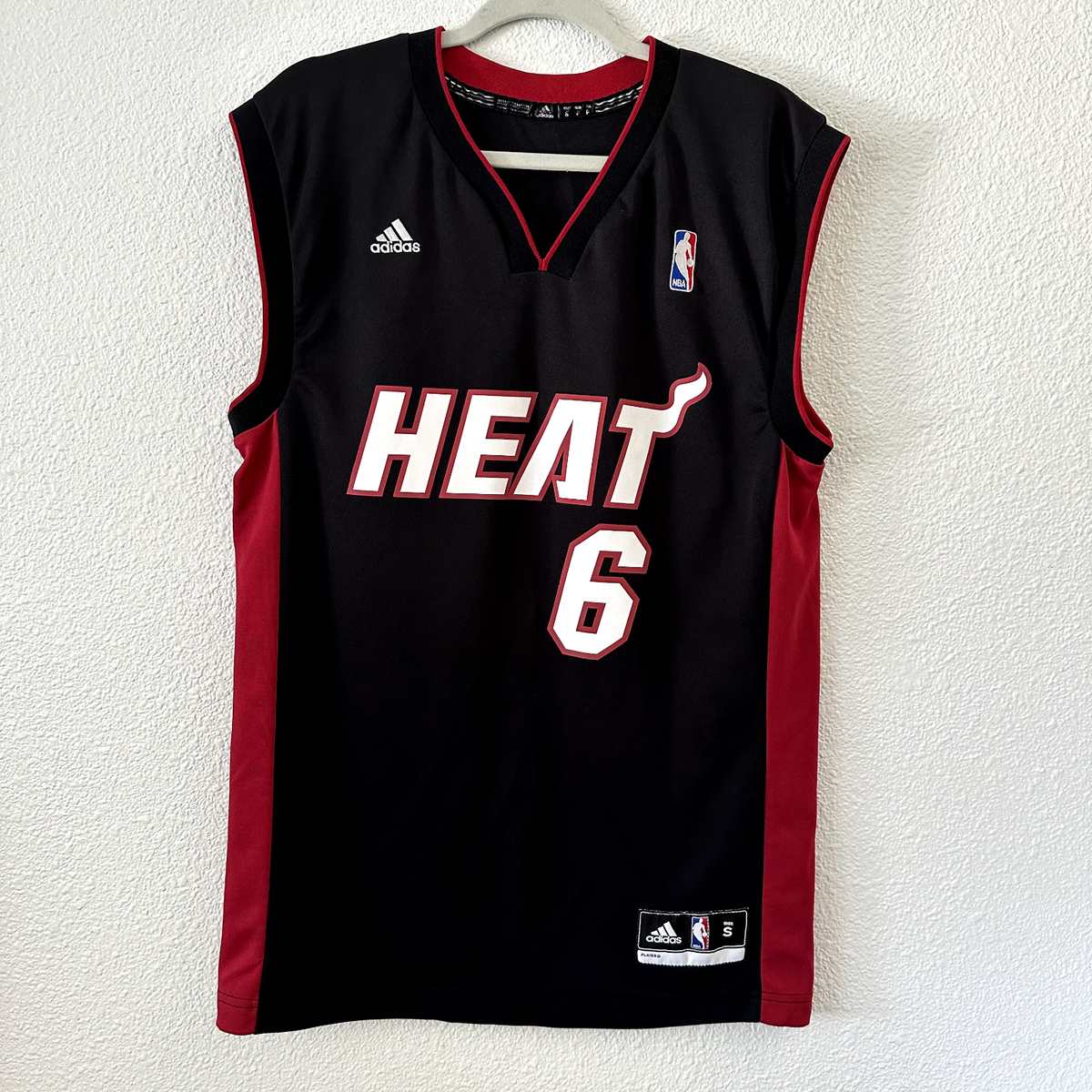 Adidas Miami Heat Lebron James #6 NBA Black Red Basketball Adidas Miami Heat Lebron James #6 NBA Black Red Basketball