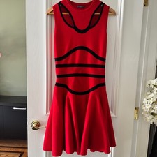 NEW Alexander Mcqueen Round Neck Red Sleeveless Wool Dress Size L Black