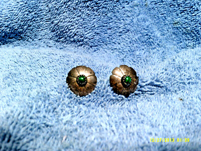 Vintage Earrings Malachite Sterling Silver Post 2.5 Grams Classic Southwestern