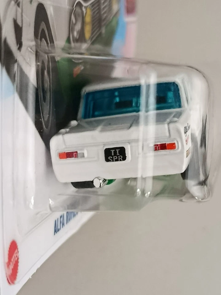 Hot Wheels - Alfa Romeo Giulia TI Super - Compact Kings - 2025 - Immagine 4 di 4