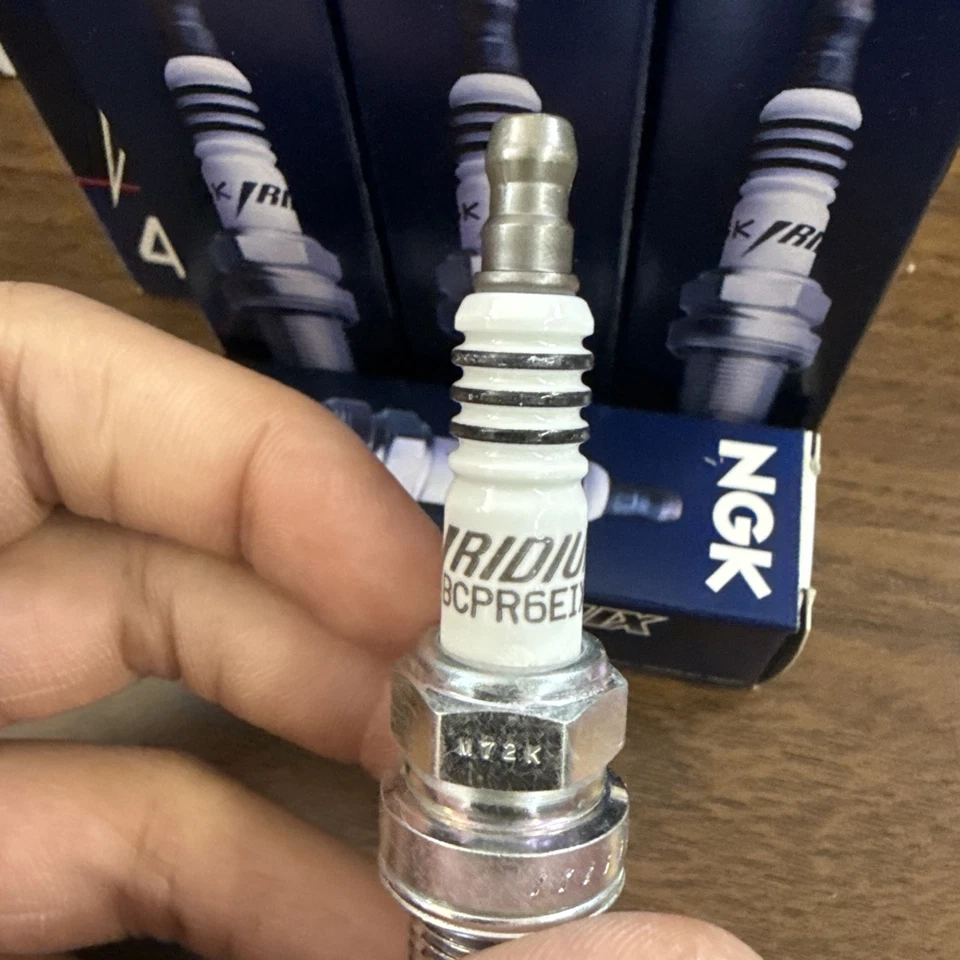 Kit de 4 bujías NGK Iridium IX 1999-2003 Saab 9-3 2,3 L 2,0 L L4 B205R Foto 2 de 3