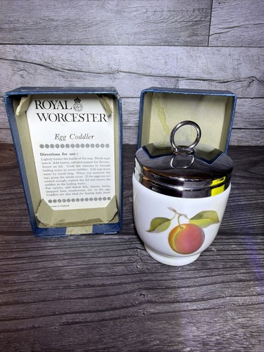 Royal Worcester Lavinia King Size Double Egg Coddler Berries Box England VTG