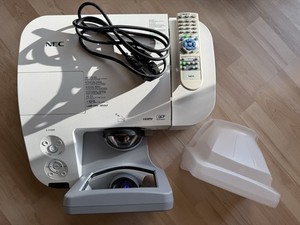 NEC U310W Beamer Kurzdistanz Projektor Weiß 3100 Lumen WXGA Lampe NEU Heimkino