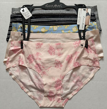 A3/ Carrie Amber Women  s 5 Panties Size M