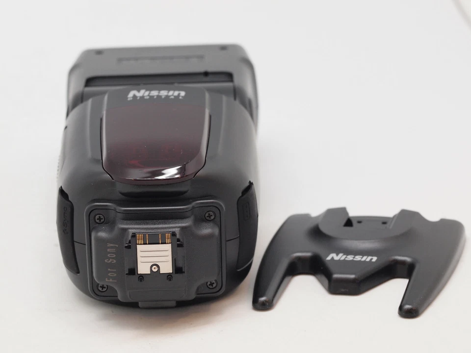 Nissin Di700A Flash for Sony Cameras with Multi Interface Shoe - Image 4 of 4