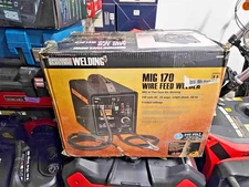 CHICAGO ELECTRIC 170 Amp-DC, 240v, MIG/Flux Cored Welder