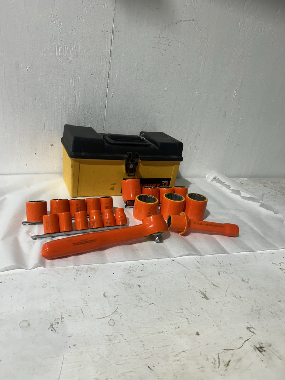 Salisbury/honeywell 20 Pc Arc Flash 1/2” Drive Socket Set 1000 Volt 3/8”-1-1/2”