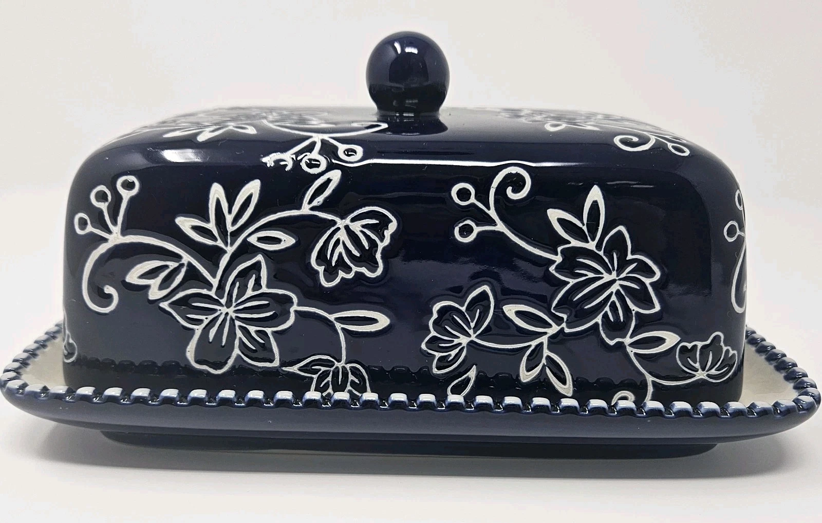 Temp-tations By Tara Retired Hand Painted Floral Lace Blue Butter Dish With Lid
Opens in a new windo