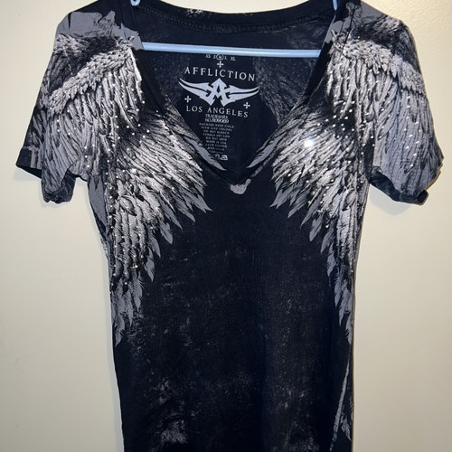 Affliction Women's SZ M Rhinestone Bling Short Sleeve Black Shirt V-Neck Wings