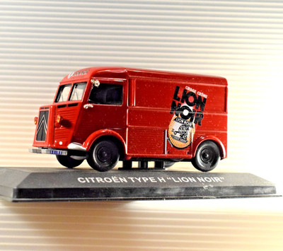 LION NOIR CIRAGE CREME CITROEN TYPE H 1:43 SCALE VAN DISPLAY CRACKED SHELL