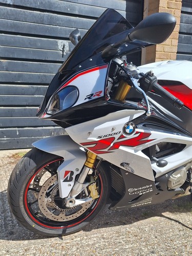 BMW S1000RR Sport 2017 - Picture 3 of 15