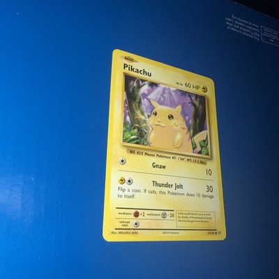 Pikachu 2016 Og MINT