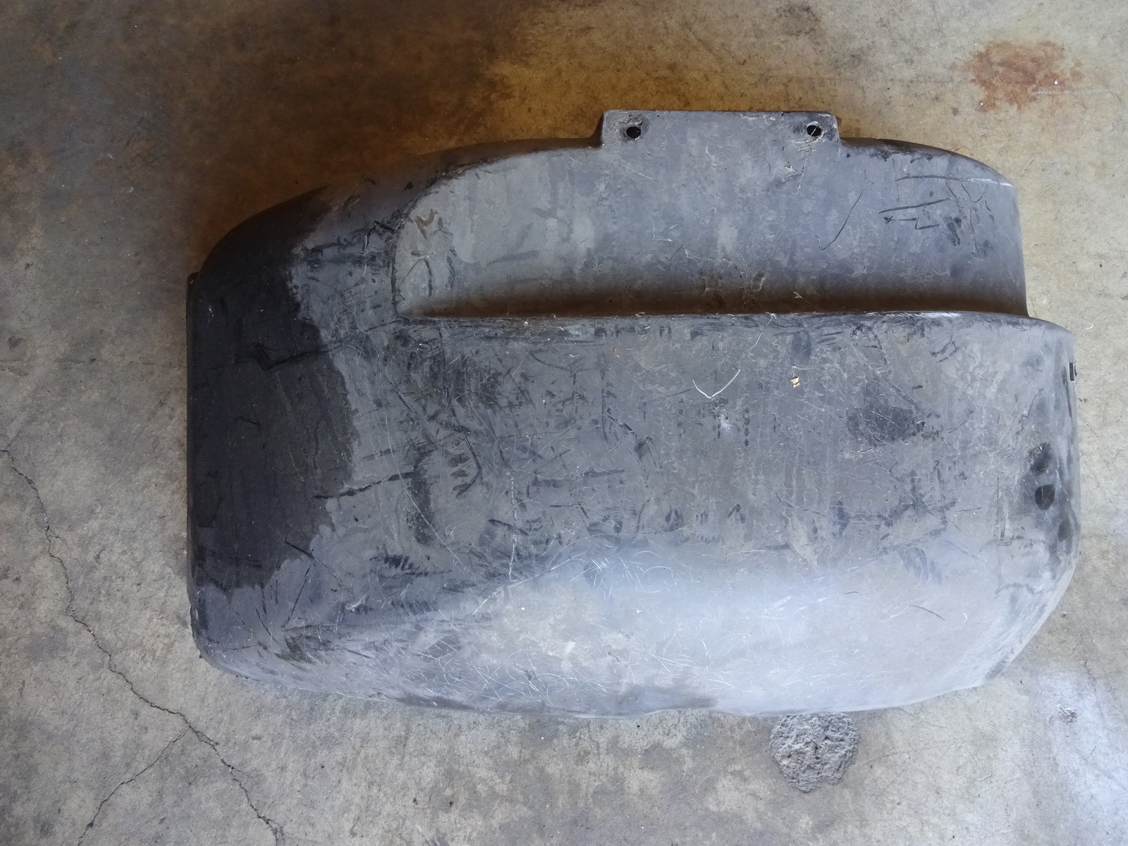 Ferrari 355 - RH Right Rear Wheel house Mud Liner 64878300