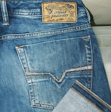 HOT Men's DIESEL @ ZATHAN Art 8B9 BOOTCUT DISTRESS Denim Jeans 32x32 (Fit 33x32)