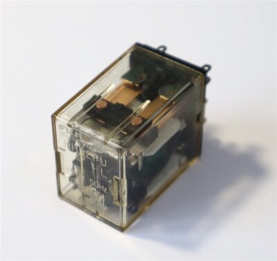 FUJI Steck-Relais/ Steuerrelais - HH52PU-L - 100-110 V AC- 5 A - 2PDT  - gebr.