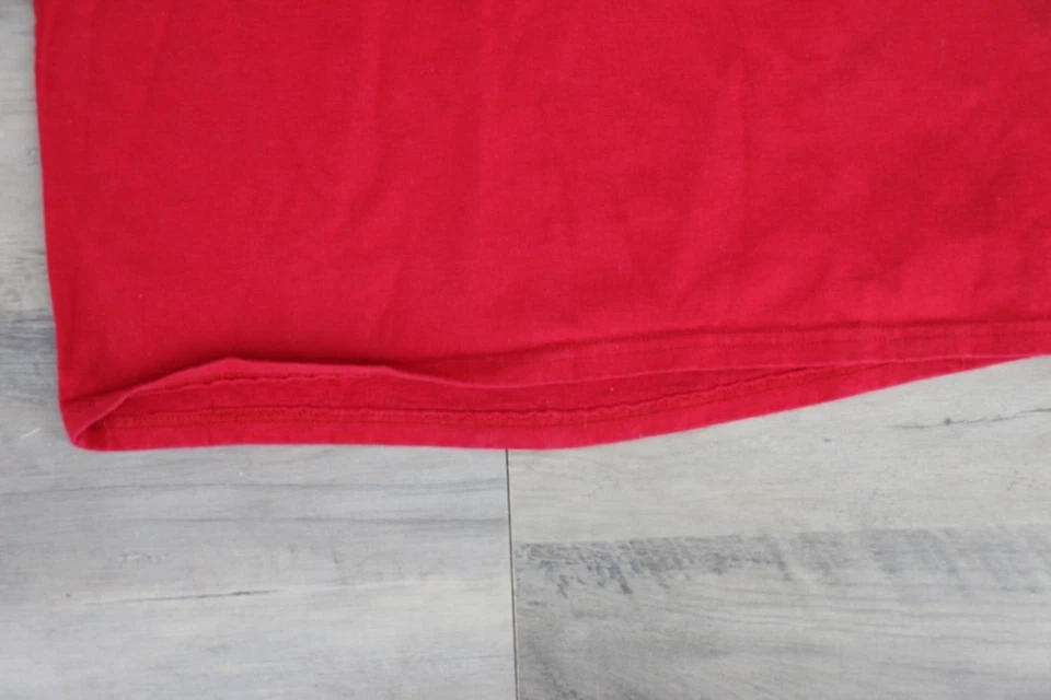 VINTAGE Hanes Tagless Boys Crew Neck Long Sleeve Shirt Youth Sz Large 14-16 Red - Image 4 of 4