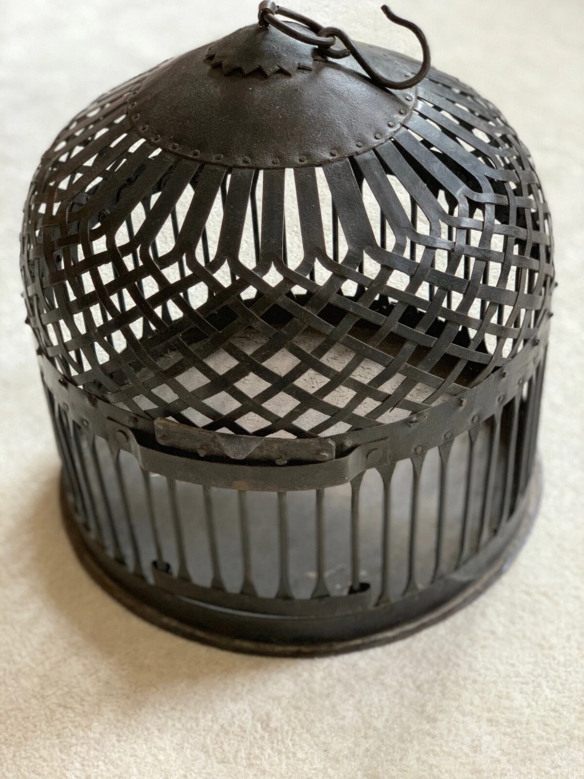 BIRD CAGE IRON HAND CRAFTED IN INDIA~VINTAGE ORIGINAL~RARE NEW OLD STOCK