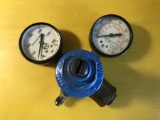 Compressed Gas Regulator W/2Gauges Used SEC Norgren 11-010