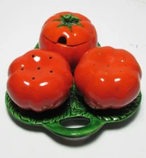 VINTAGE MARUHON TOMATO WARE 5 PIECE CONDIMENT SET SUGAR S & P